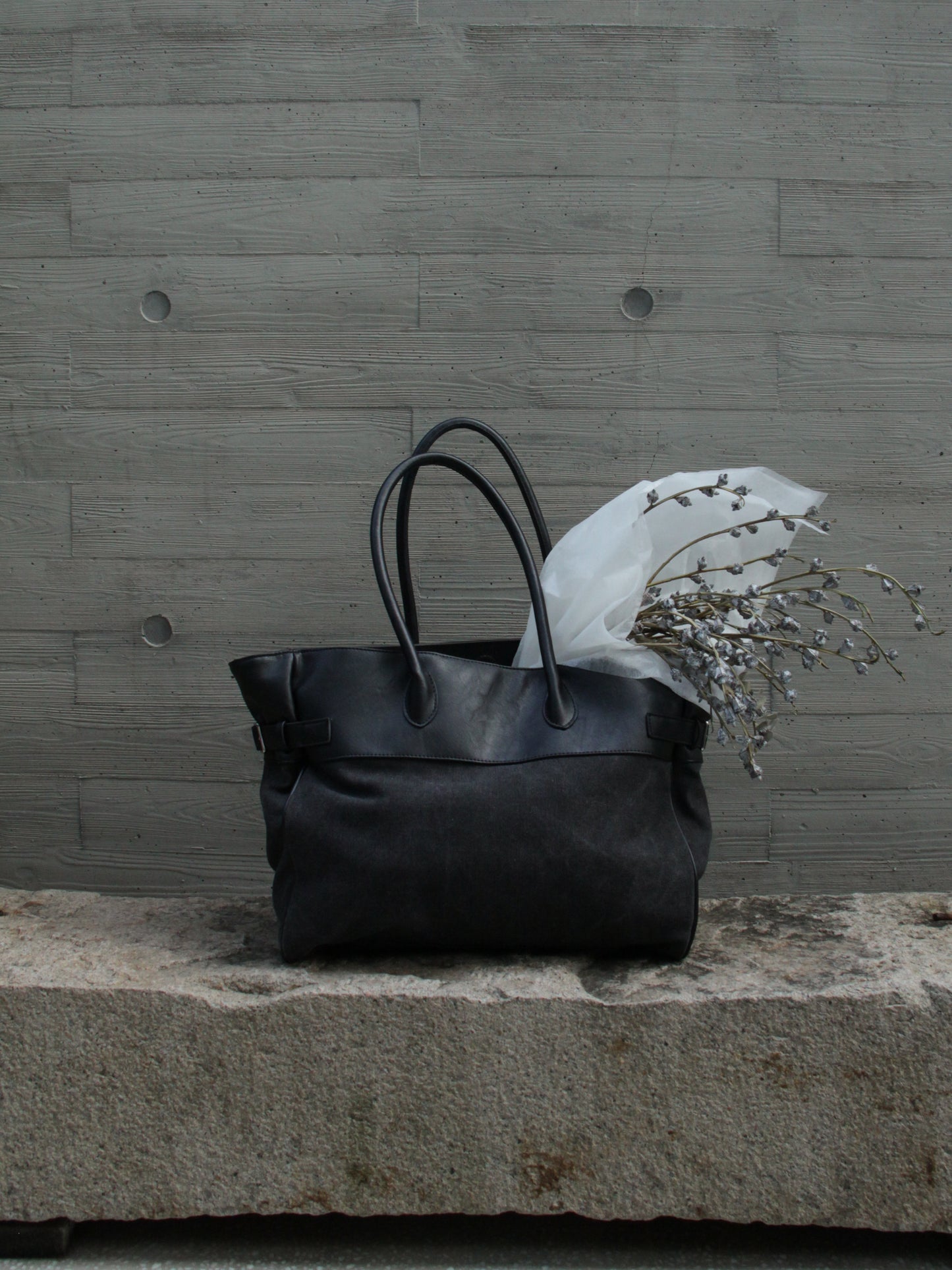 environe / A16 BELTED TOTE BAG