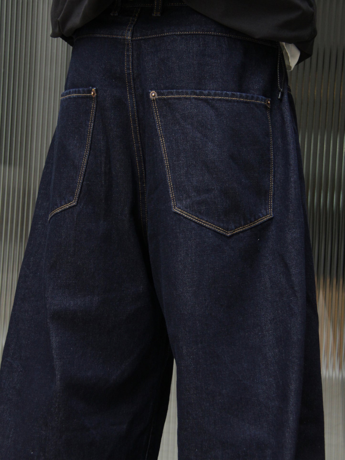 environe / P19 BAGGY INDIGO JEANS