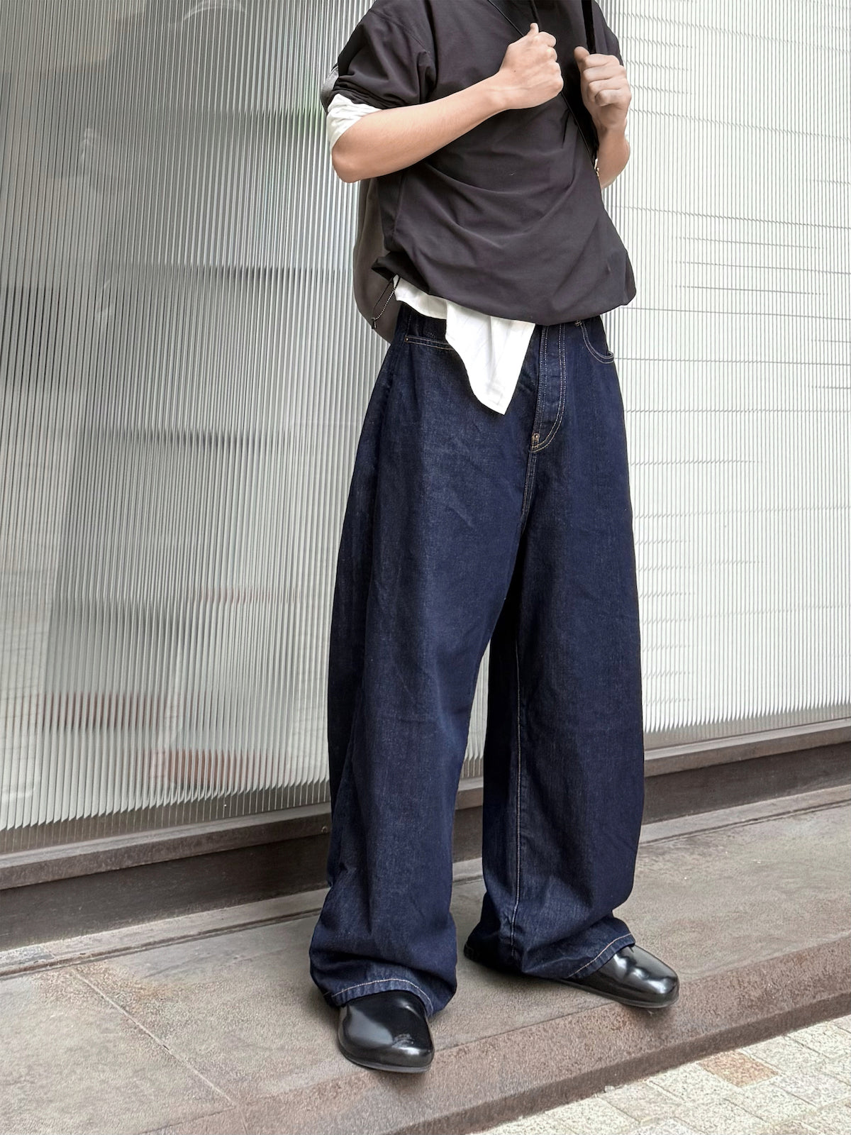 environe / P19 BAGGY INDIGO JEANS