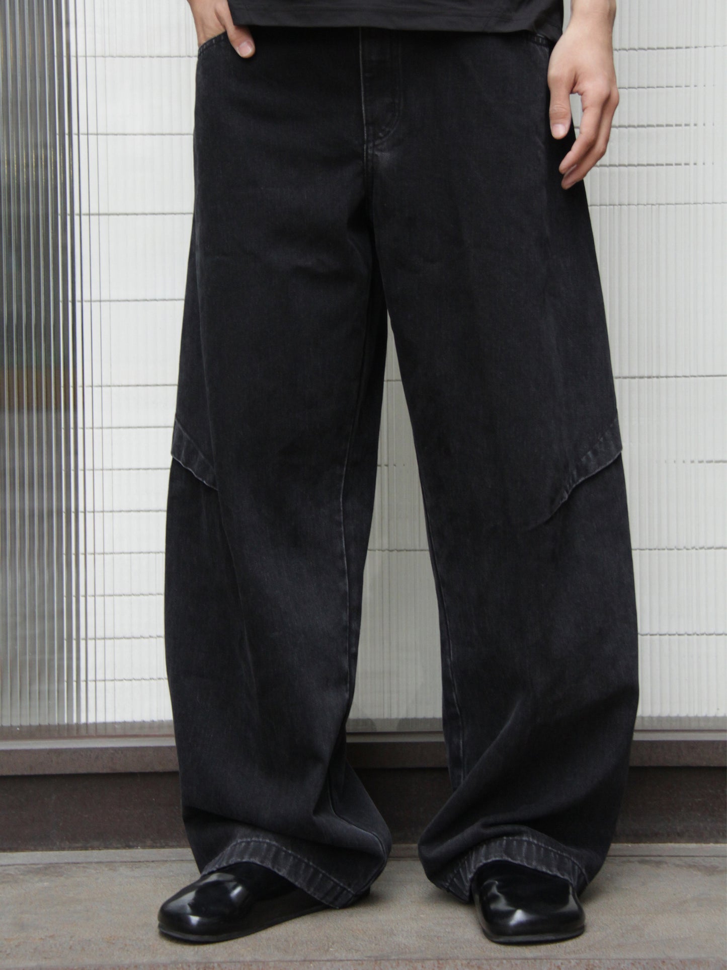 environe / P15.1 HAKAMA JEANS