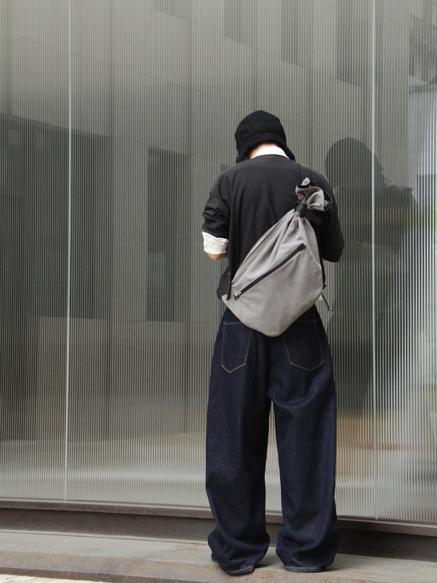 environe / P19 BAGGY INDIGO JEANS