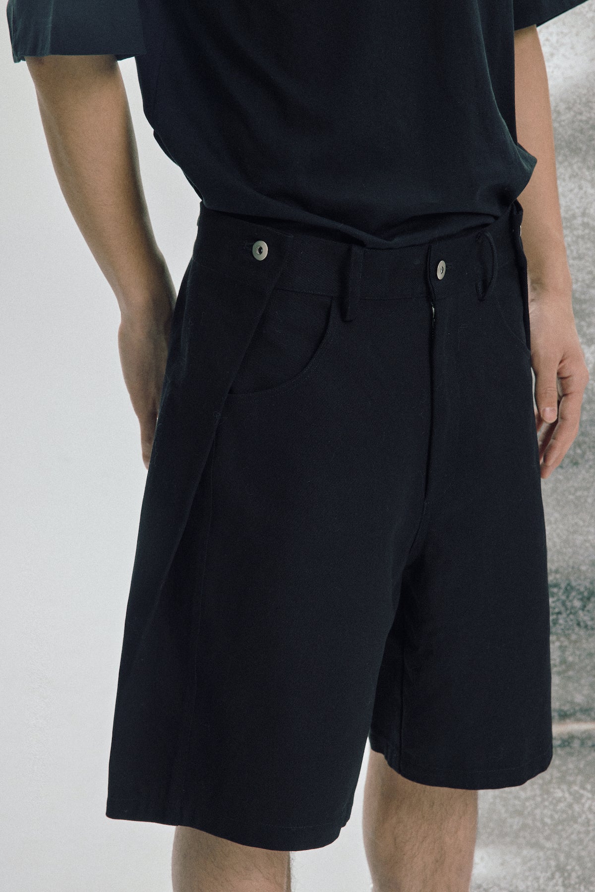 environe / P13 ORIGAMI SHORTS