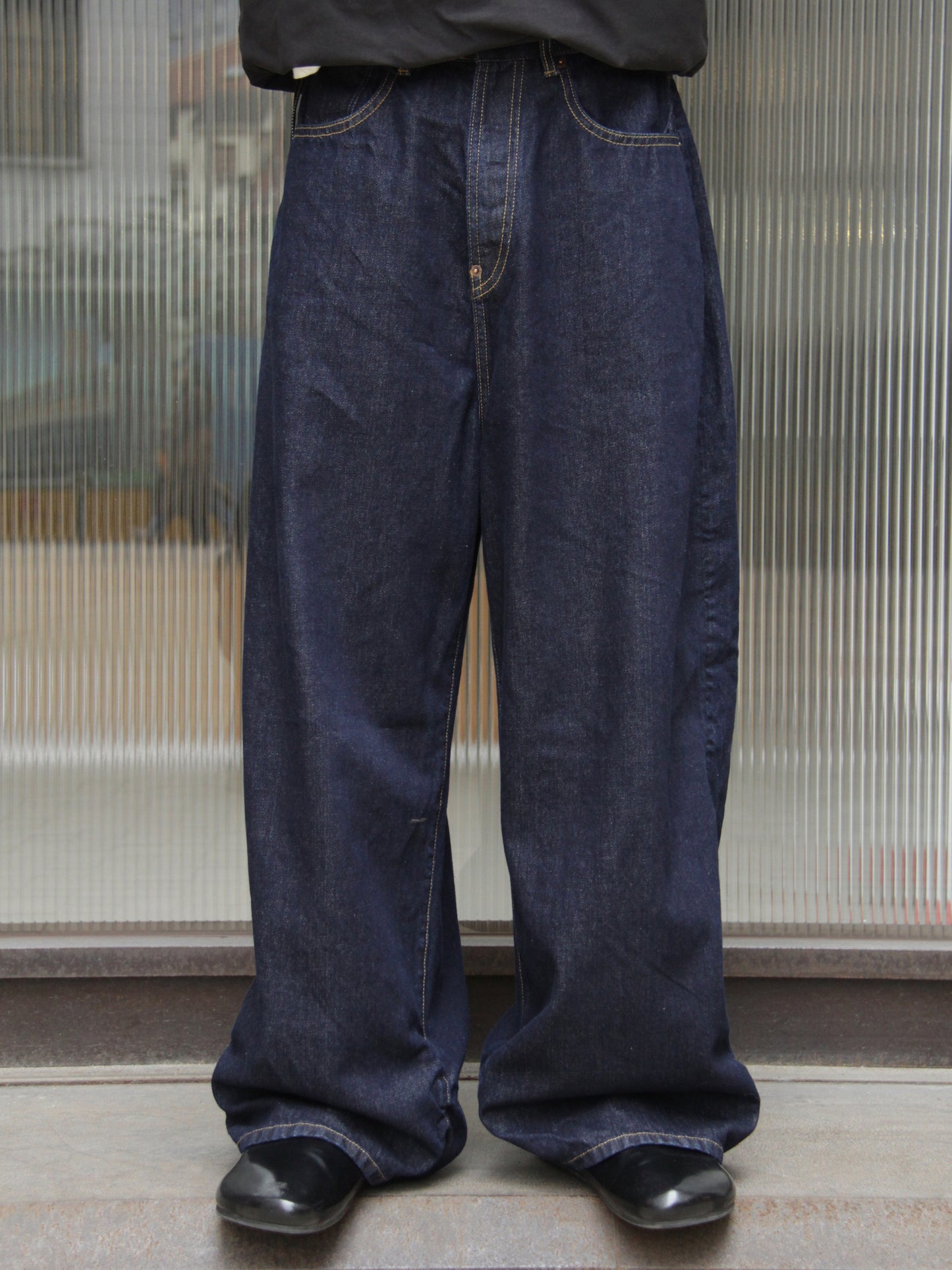 environe / P19 BAGGY INDIGO JEANS