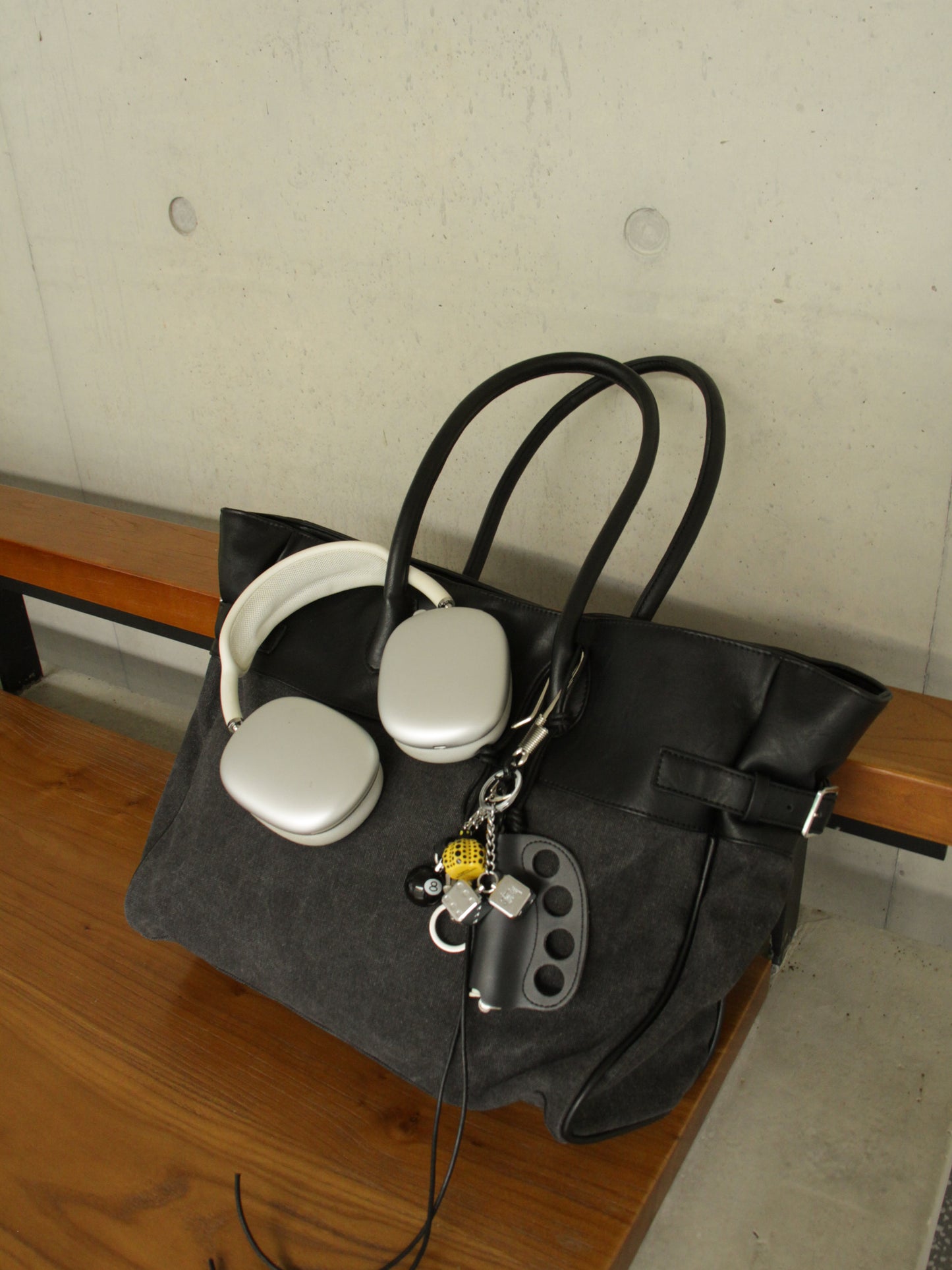 environe / A16 BELTED TOTE BAG