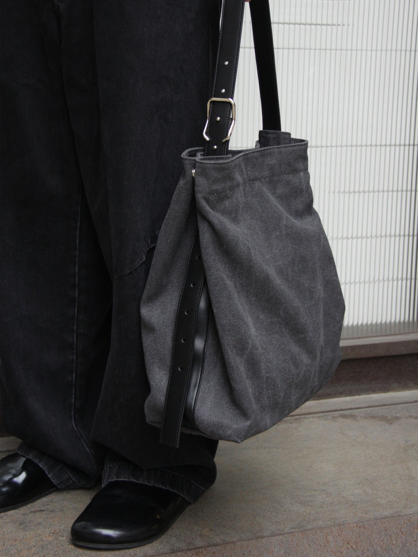 environe / A10.1 CANVAS TOTE BAG