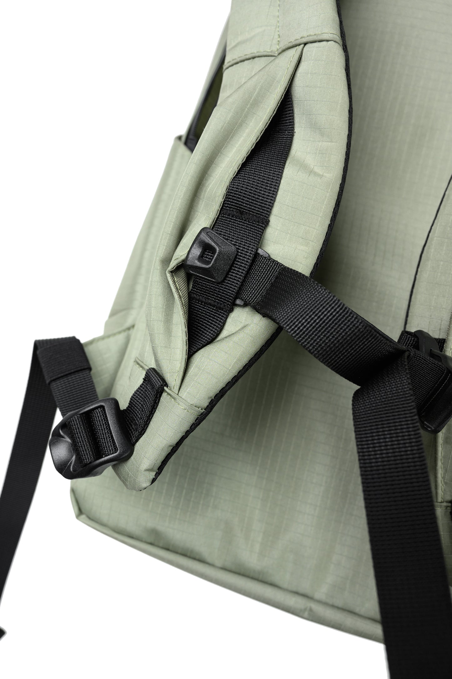 environe /  A16 OUTDOOR BACKPACK 18L